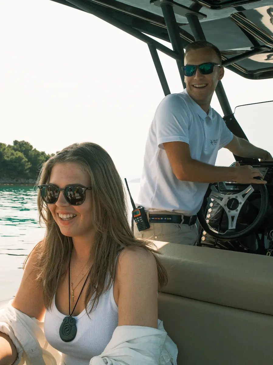 skipper_guest_laughing