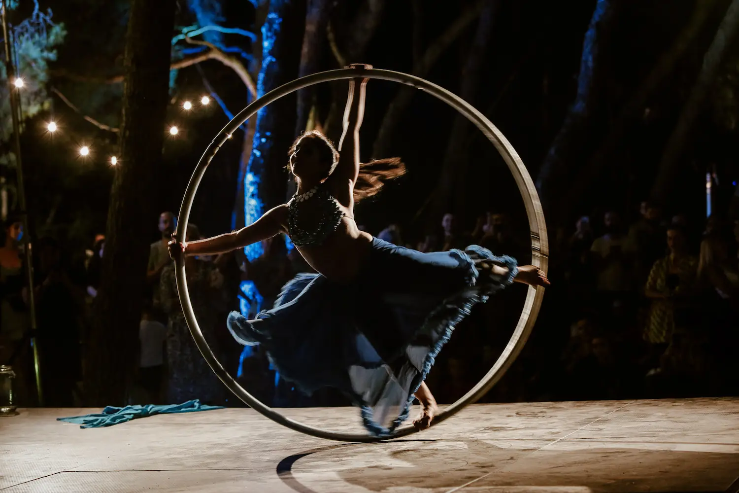 maria-lopez-cyrwheel-night-performance